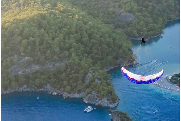 U-Turn Blackout Plus acro