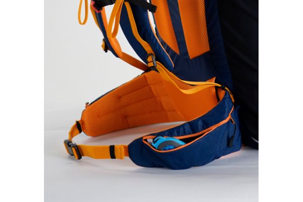 Cintura acolchada ajustable y con bolsillos